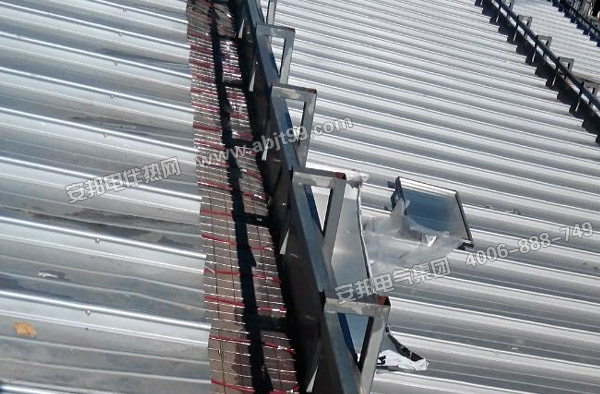 內蒙古海拉爾體育館天溝融雪化冰電伴熱系統(tǒng)(圖2)